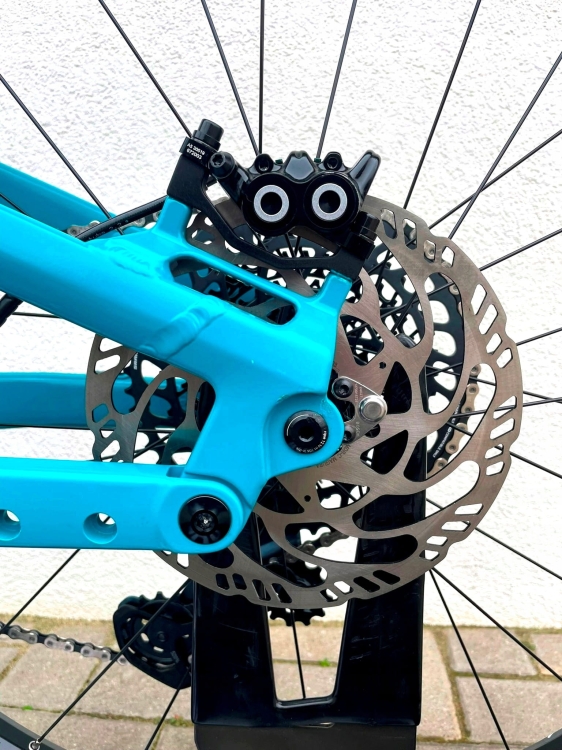 d529fade83eaefa63371b38f9ff850e9.jpg