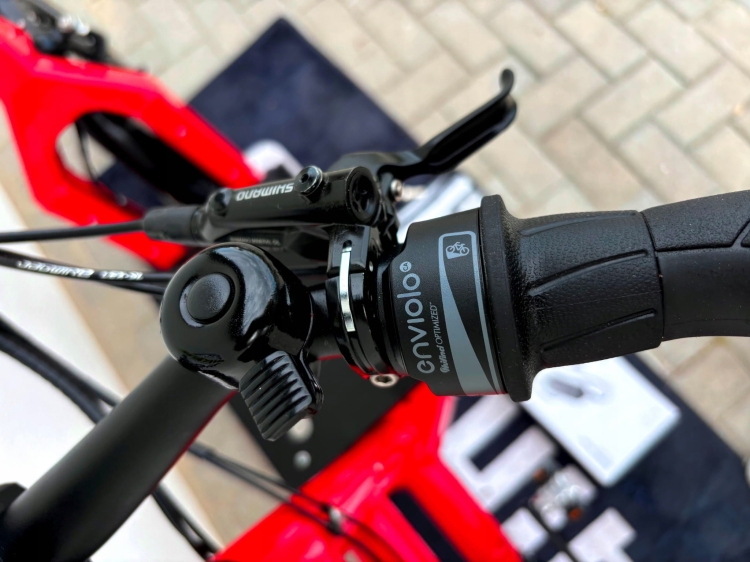d973e7bb13e37520c4a71ded49613a74.jpg
