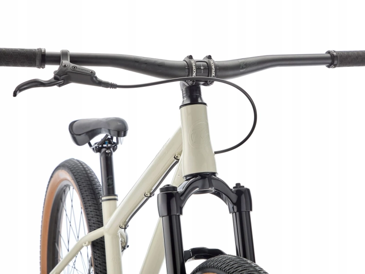 fbd46815186408fae502cc8372bf3401.jpg